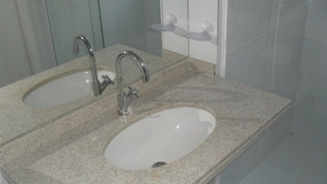 3 bedroom seaside apartment