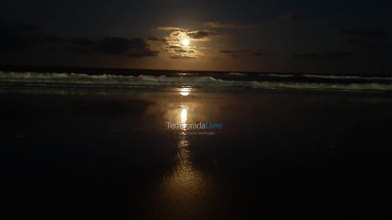 Apartamento para alquiler de vacaciones em Matinhos (Caiobá)