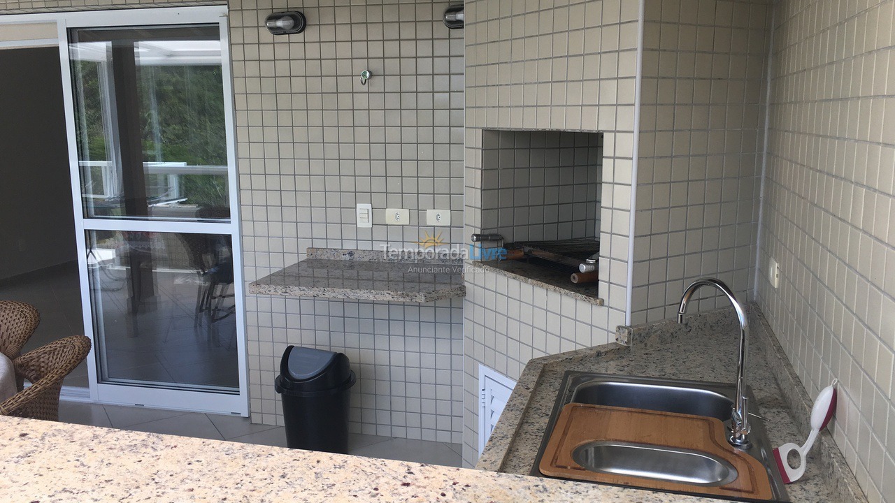 Apartamento para aluguel de temporada em Ubatuba (Praia Grande)