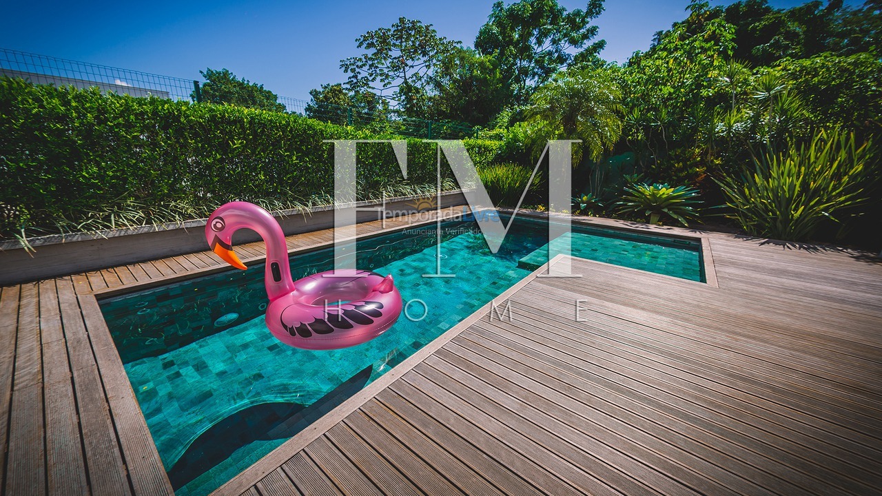 Casa para aluguel de temporada em Florianópolis (Jurere Tradicional)