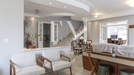 Perfect Escape! Casa con 5 habitaciones en Jurerê Internacional