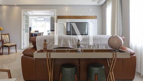 Perfect Escape! Casa con 5 habitaciones en Jurerê Internacional