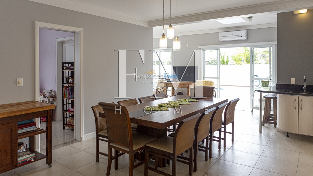 Casa para alquiler de vacaciones em Florianopolis (Jurerê Internacional)