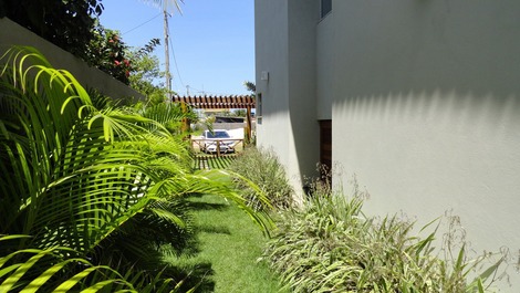 Vista Lateral do Fundo da Casa