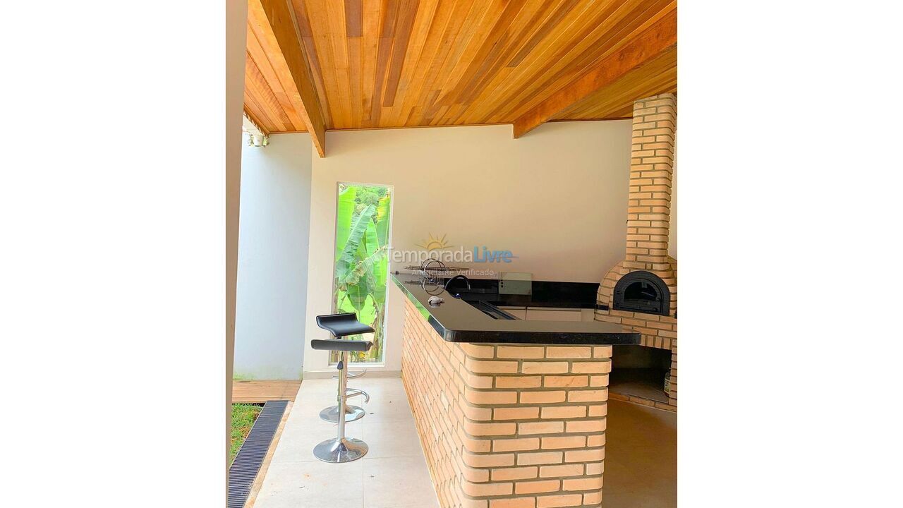 Granja para alquiler de vacaciones em Ibiúna (Ibiuna)