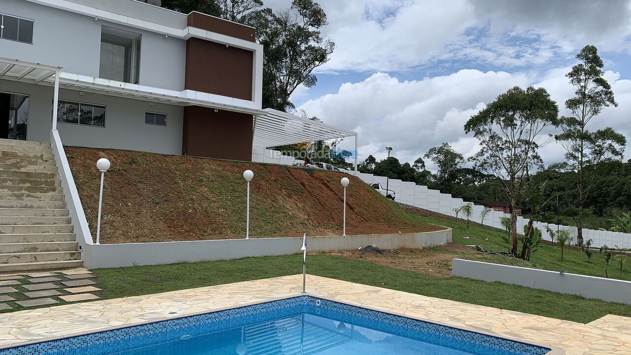 Granja para alquiler de vacaciones em Ibiúna (Ibiuna)