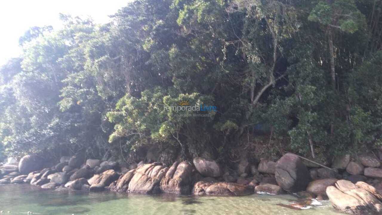 Apartment for vacation rental in Ubatuba (Praia Grande)