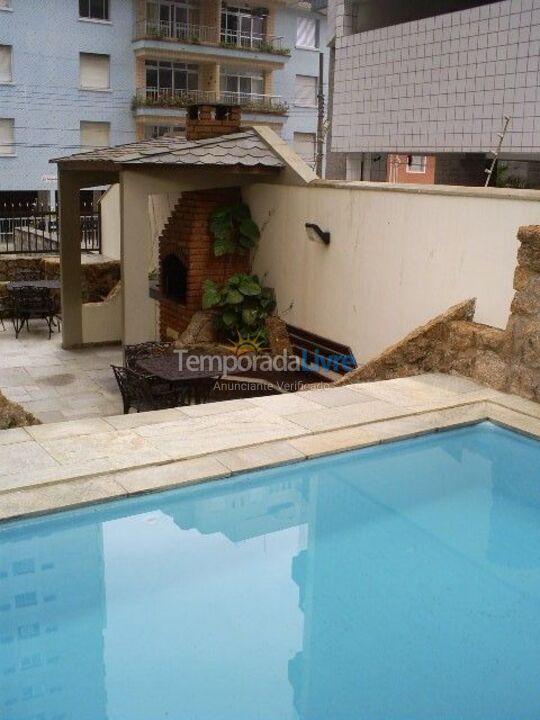 Apartamento para aluguel de temporada em Guarujá (Pitangueiras)