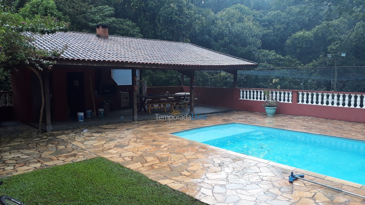 Chácara / sítio para aluguel de temporada em Atibaia (Portão)