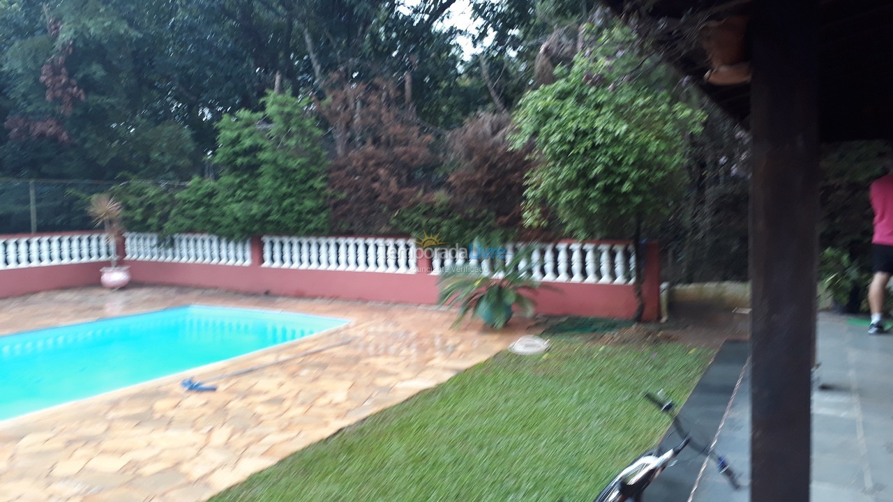 Chácara / sítio para aluguel de temporada em Atibaia (Portão)