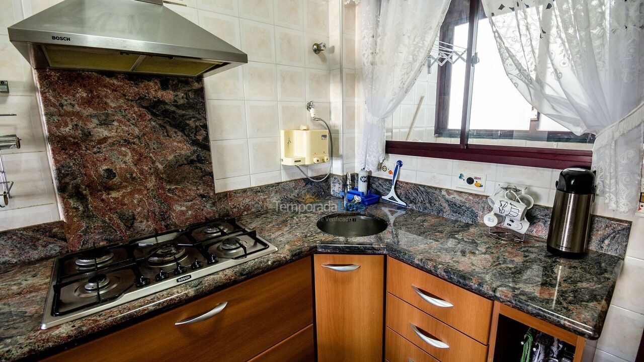 Apartment for vacation rental in Caraguatatuba (Martim de Sá)