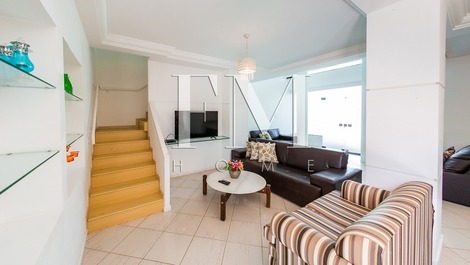 Big summer house! House with 6 suites, less than 200 meters from the beach