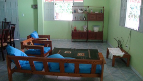 French beach house with 13 rooms (capacity for 45 people)