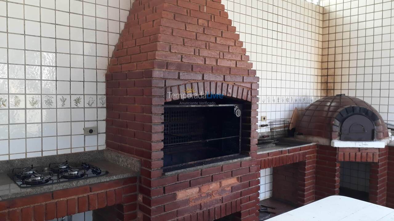 Chácara / sítio para aluguel de temporada em Mairinque (Condomínio Porta do Sol)