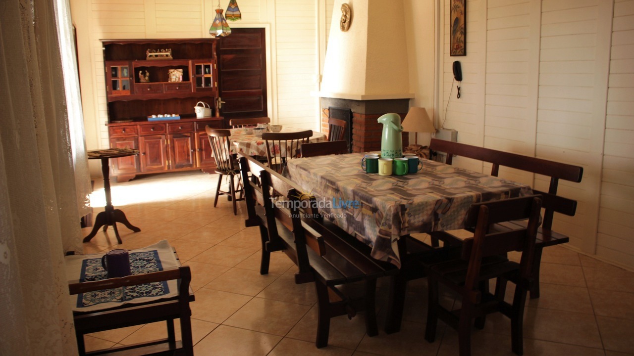 Chácara / sítio para aluguel de temporada em Mairinque (Condomínio Porta do Sol)