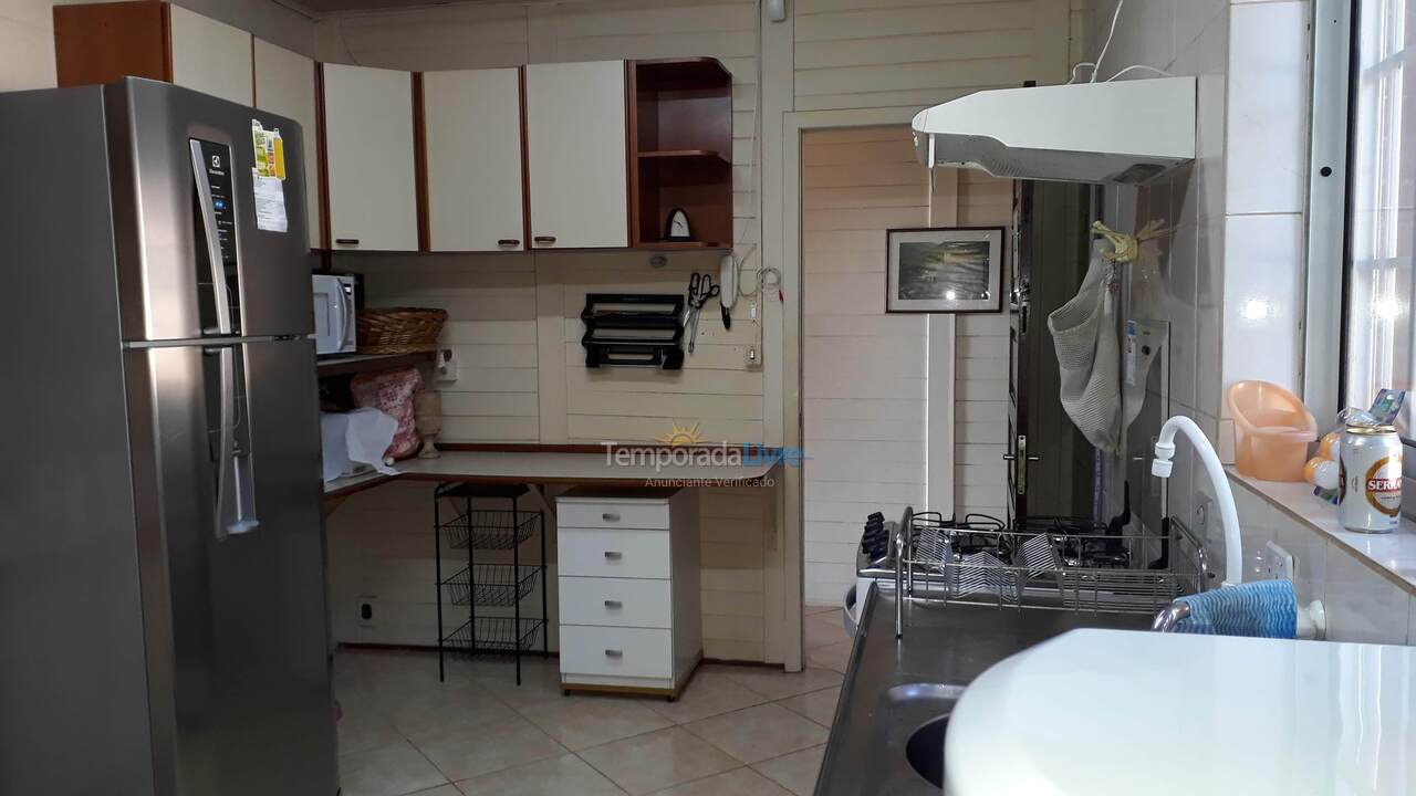 Chácara / sítio para aluguel de temporada em Mairinque (Condomínio Porta do Sol)