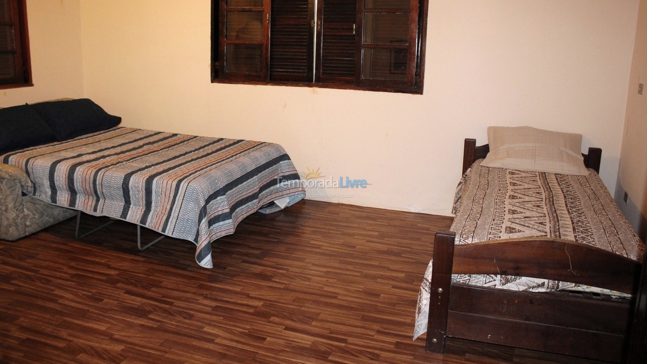 Chácara / sítio para aluguel de temporada em Mairinque (Condomínio Porta do Sol)