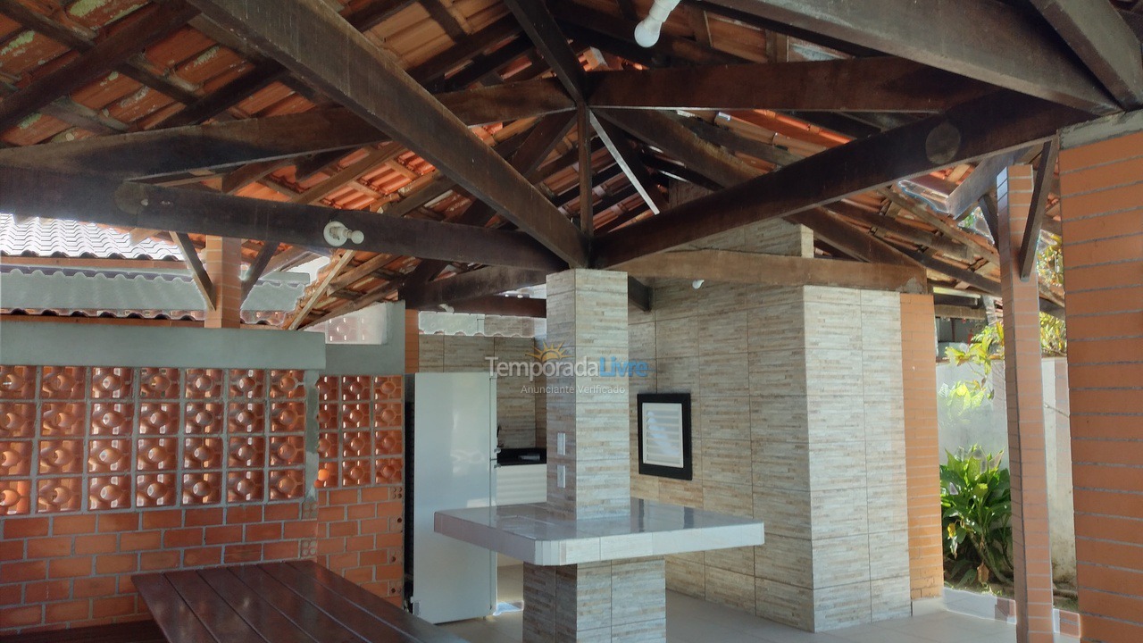 Casa para alquiler de vacaciones em Guaratuba (Balneário Eliane)