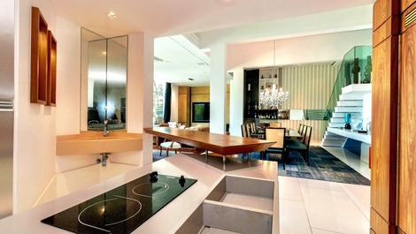 SOFISTICADA MANSION JOA/JOATINGA CERCA DE LA PLAYA!!