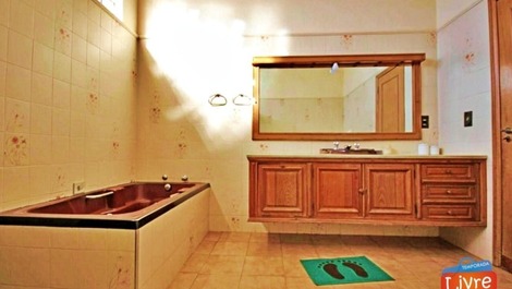 Denver House - Excelente ubicación 400m