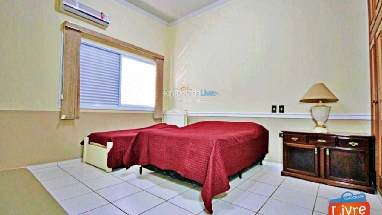 Casa para alquiler de vacaciones em Olímpia (Thermas Dos Laranjais)