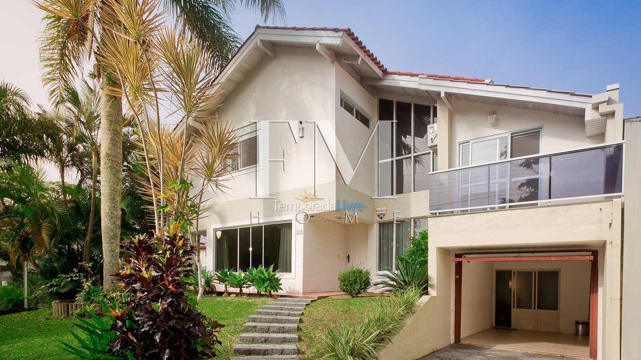 Casa para aluguel de temporada em Florianopolis (Jurerê Internacional)
