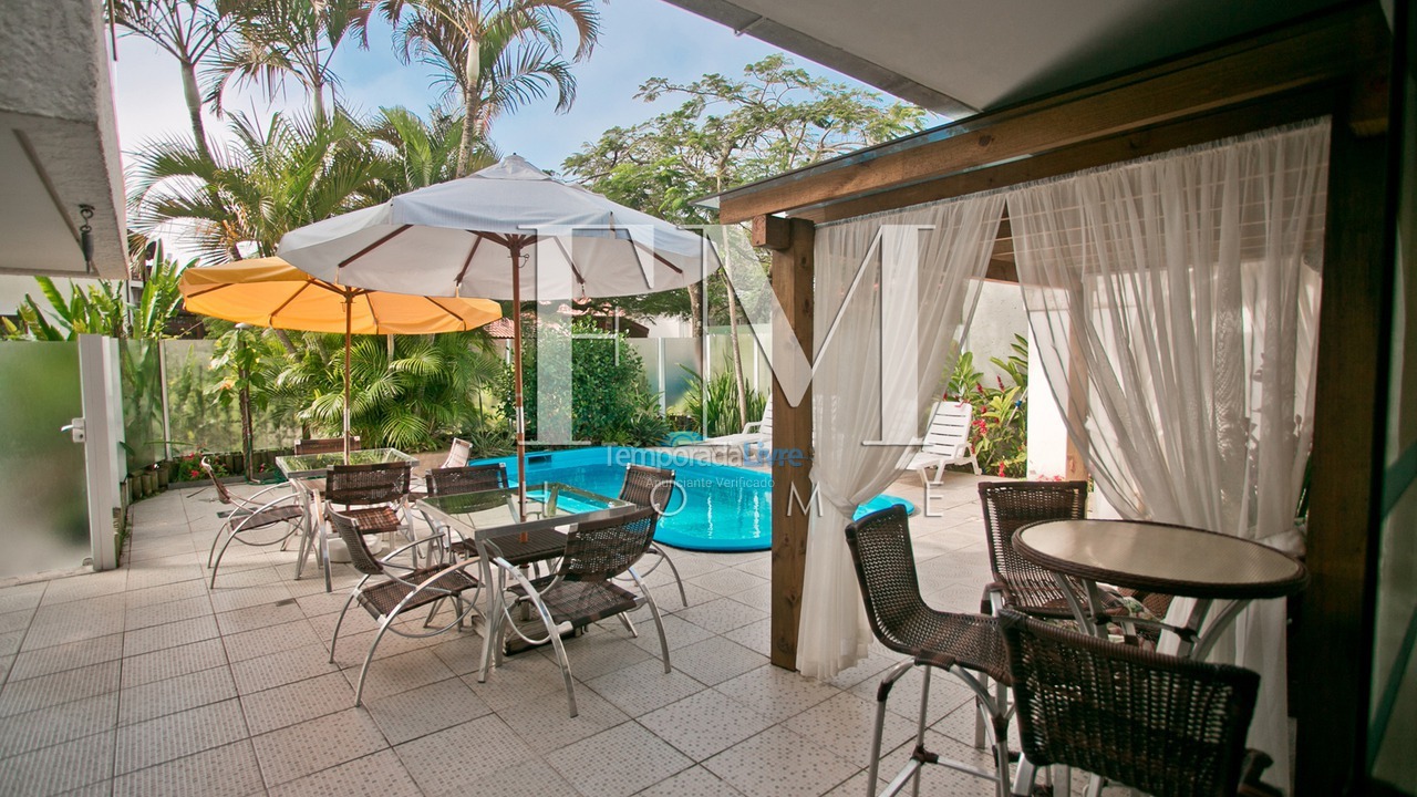 Casa para aluguel de temporada em Florianopolis (Jurerê Internacional)