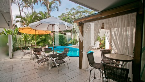 Perfect house - Casa com 5 suítes + 1 quarto em Jurerê Internacional