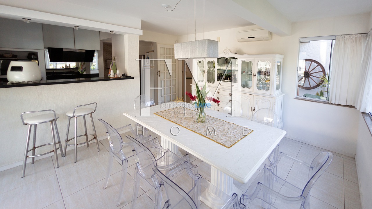 Casa para aluguel de temporada em Florianopolis (Jurerê Internacional)