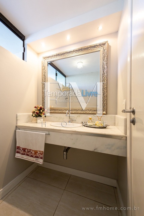 Casa para aluguel de temporada em Florianopolis (Jurerê Internacional)