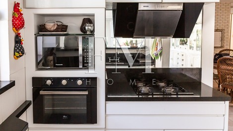 Perfect house - Casa com 5 suítes + 1 quarto em Jurerê Internacional