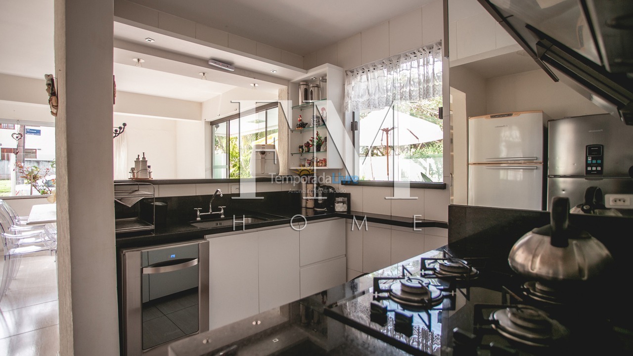 Casa para aluguel de temporada em Florianopolis (Jurerê Internacional)