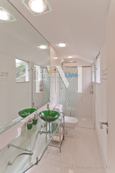 Casa para aluguel de temporada em Florianopolis (Jurerê Internacional)