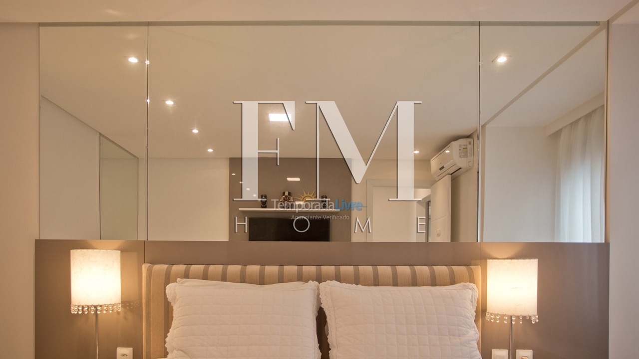 Casa para aluguel de temporada em Florianopolis (Jurerê Internacional)