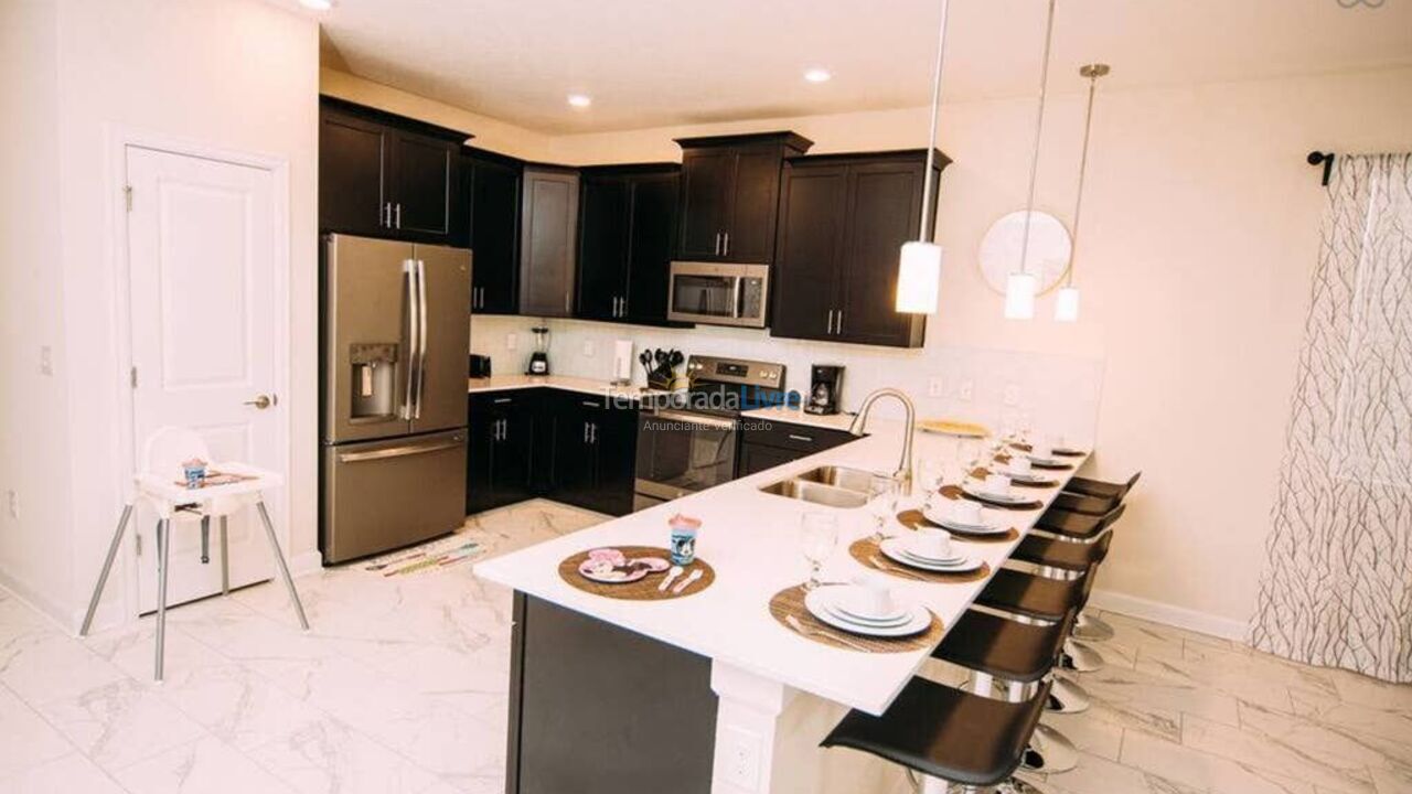 Casa para aluguel de temporada em Champions Gate (Fl)