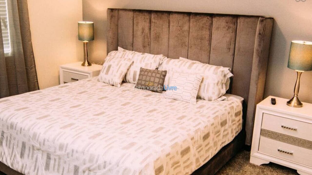 Casa para aluguel de temporada em Champions Gate (Fl)