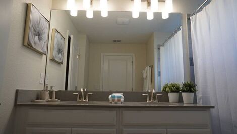 740-ORLANDO-CHAMPIONS GATE-15 Min FROM DISNEY AND OMNI RESORT