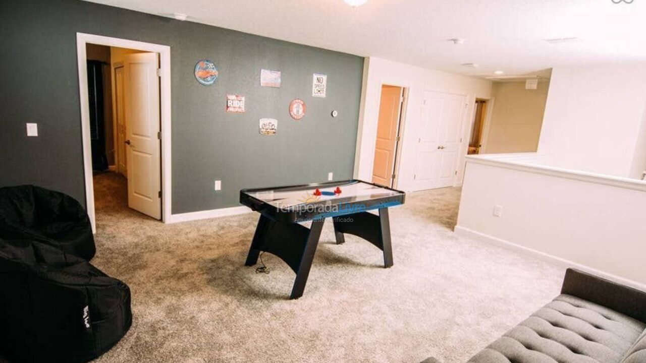 Casa para aluguel de temporada em Champions Gate (Fl)