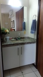 Suíte, conforto, elegância e privacidade.