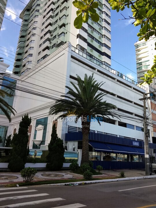 Apartamento para aluguel de temporada em Balneário Camboriú (Barra Sul)
