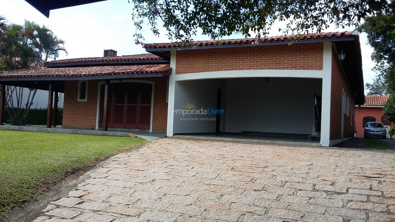 Ranch for vacation rental in Mairinque (Condomínio Porta do Sol)