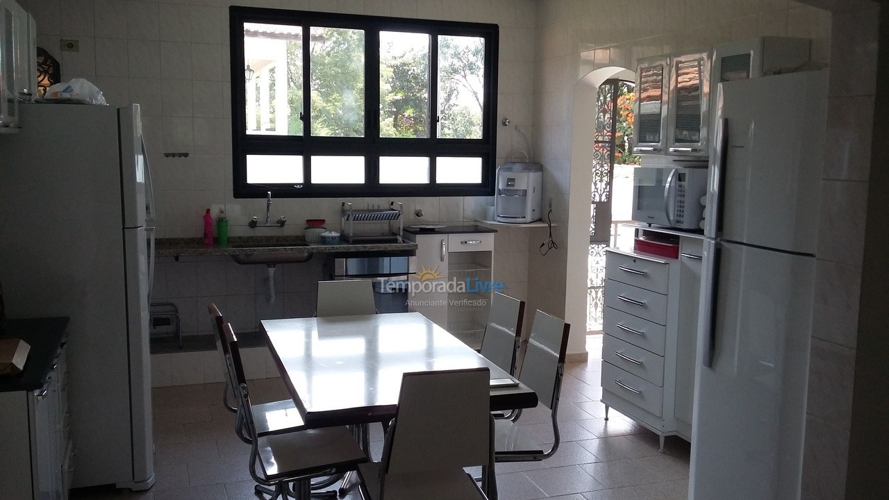 Ranch for vacation rental in Mairinque (Condomínio Porta do Sol)