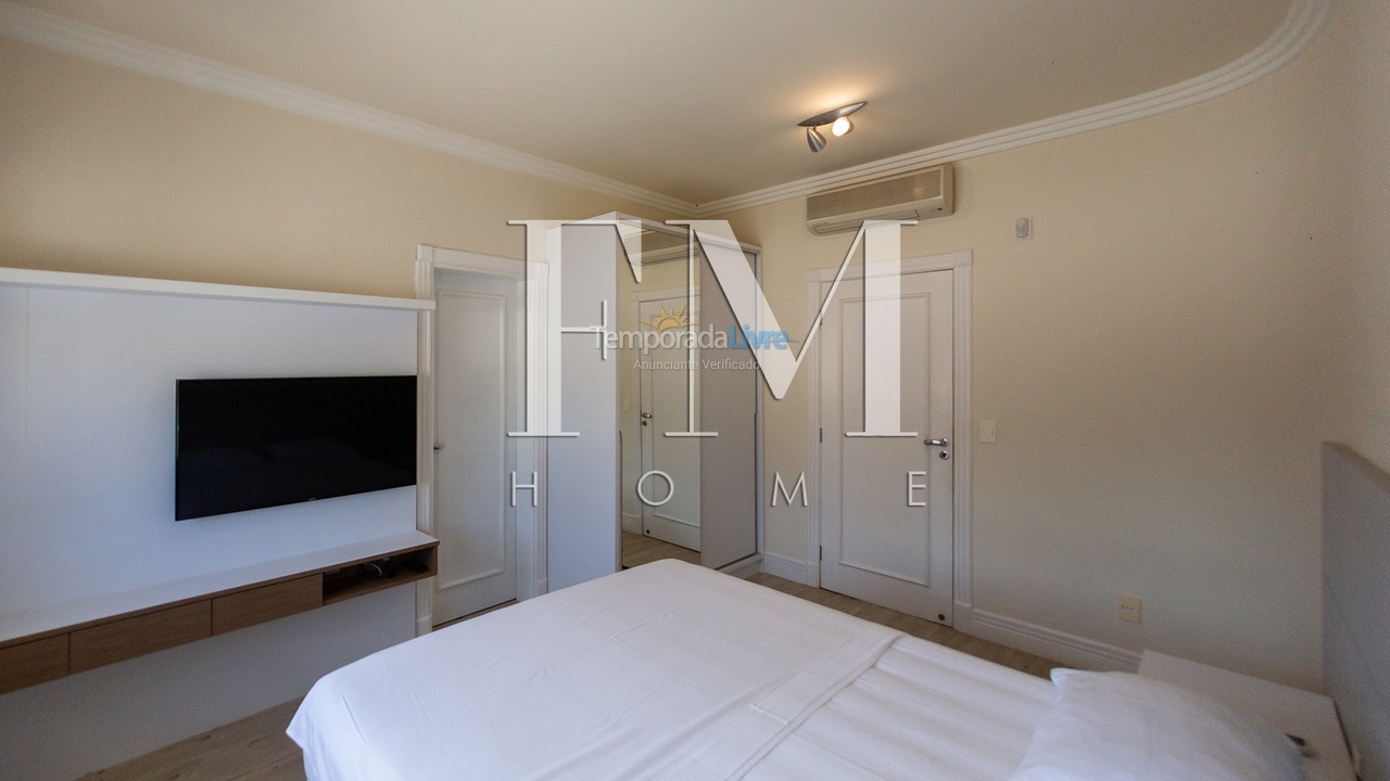 Casa para aluguel de temporada em Florianopolis (Jurerê Internacional)