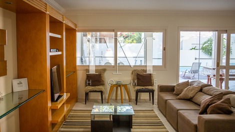 Sunset house! Casa ao lado do Cafe de la musique, a 50 metros do mar.