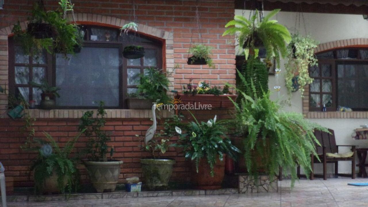 Casa para alquiler de vacaciones em Ubatuba (Maranduba)