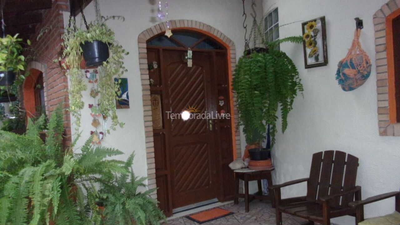 Casa para alquiler de vacaciones em Ubatuba (Maranduba)