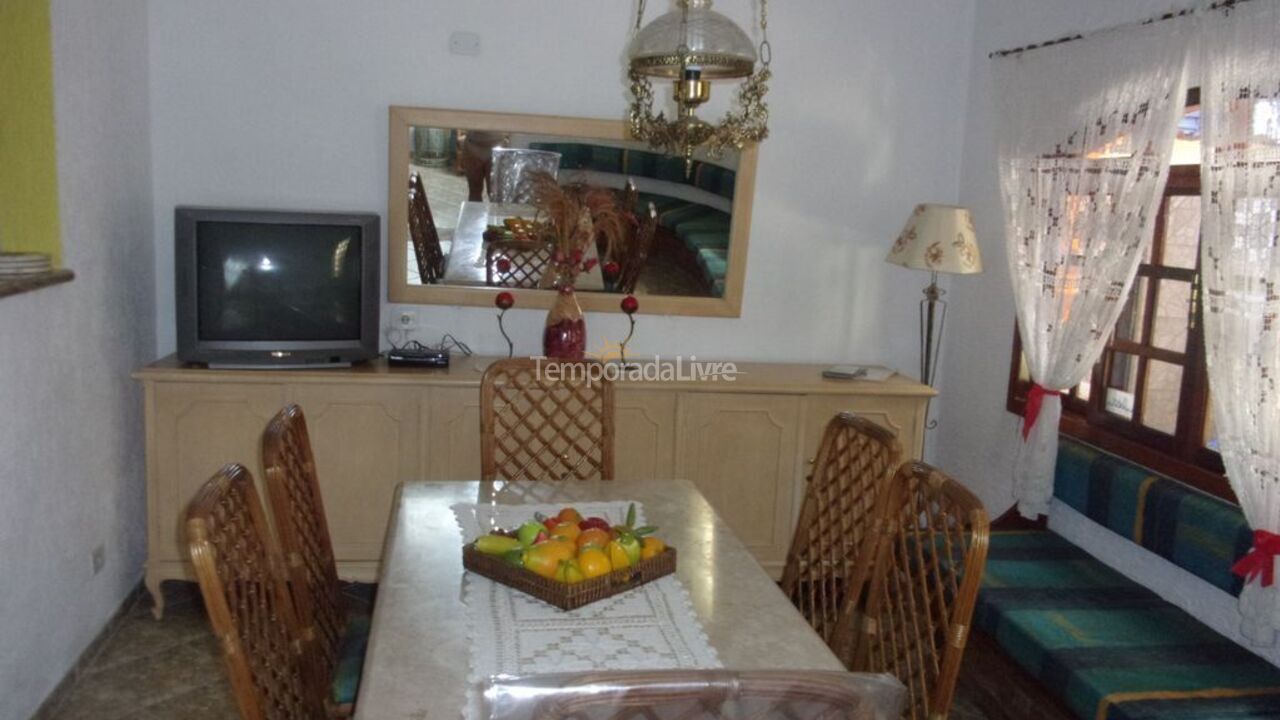Casa para alquiler de vacaciones em Ubatuba (Maranduba)