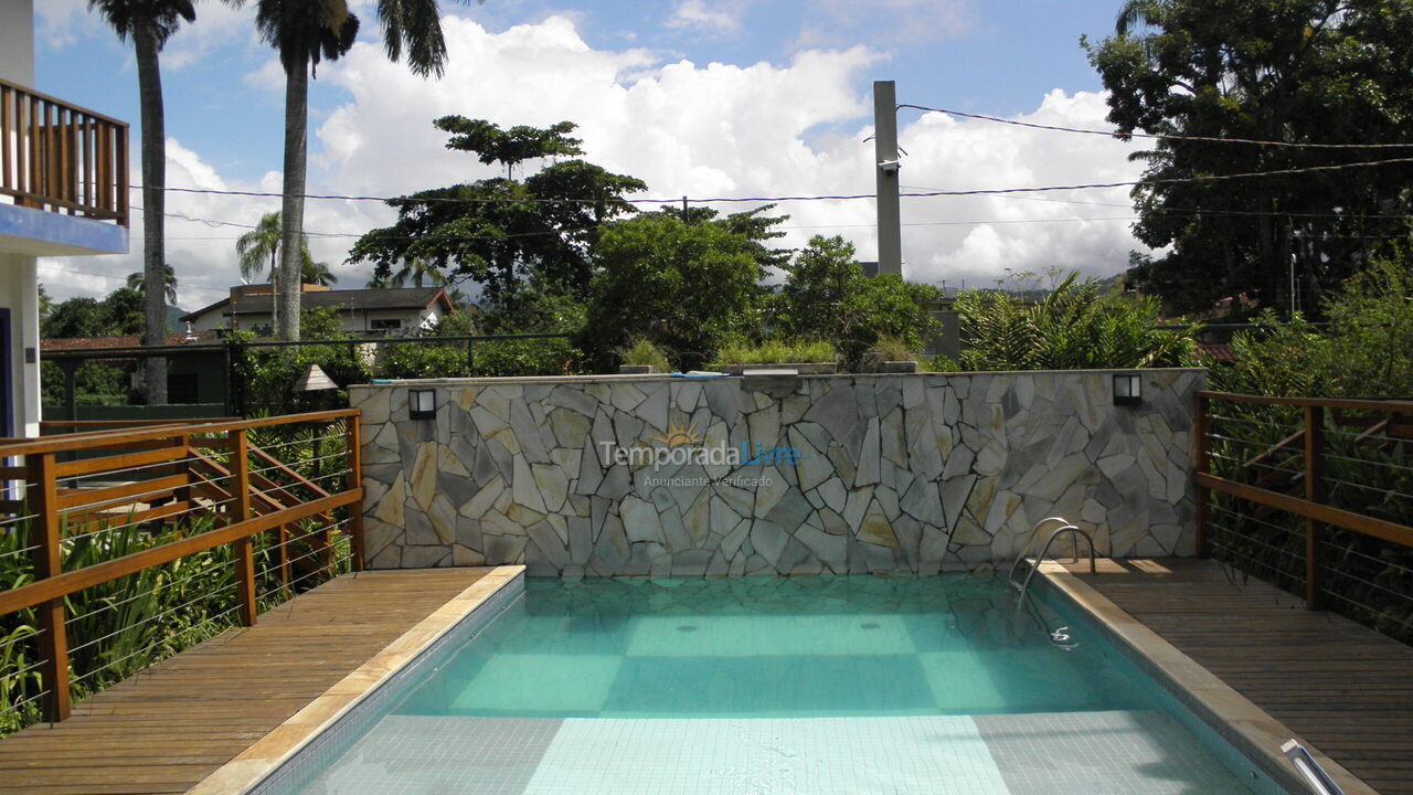 Casa para alquiler de vacaciones em Ubatuba (Praia do Lázaro)