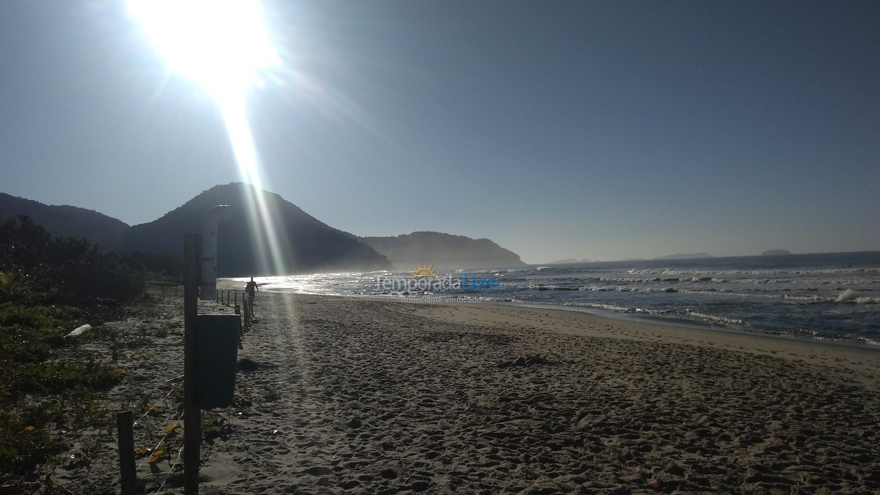 Casa para alquiler de vacaciones em Ubatuba (Praia de Itamambuca)