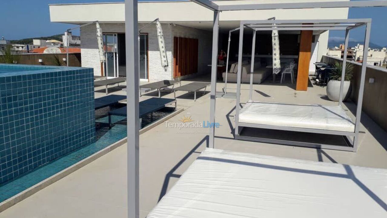 Apartamento para aluguel de temporada em Cabo Frio (Passagem)